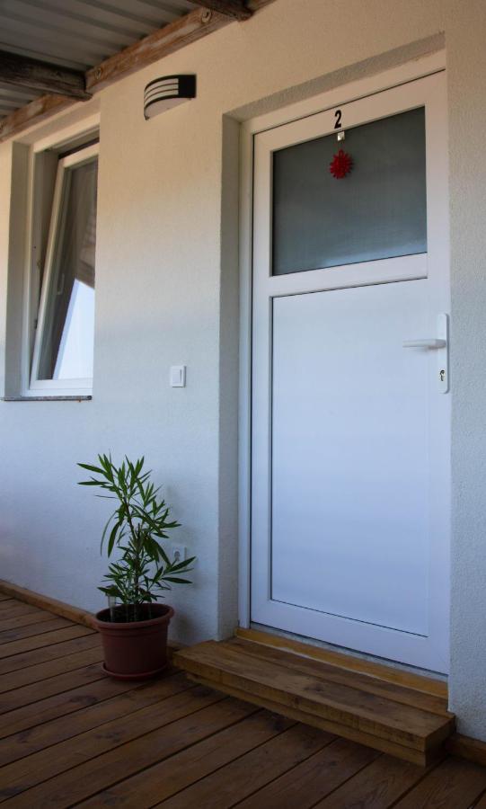 Koller Apartmanhaz Sarvar